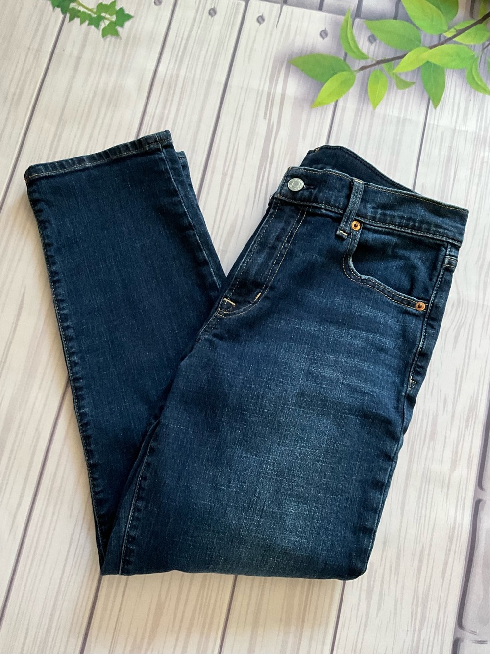 GAP Girlfriend Midrise Ankle Jeans Medium Wash, Size 4/27 - Picture 2 of 12